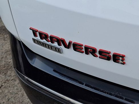 Used 2024 Chevrolet Traverse Premier w/ Redline Edition image 31