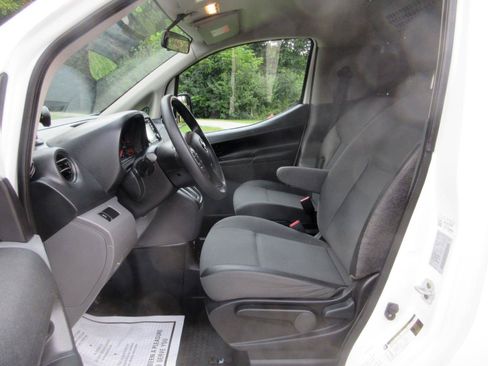 Used 2018 Nissan NV200 S w/ Cruise Control Package FWD image 30