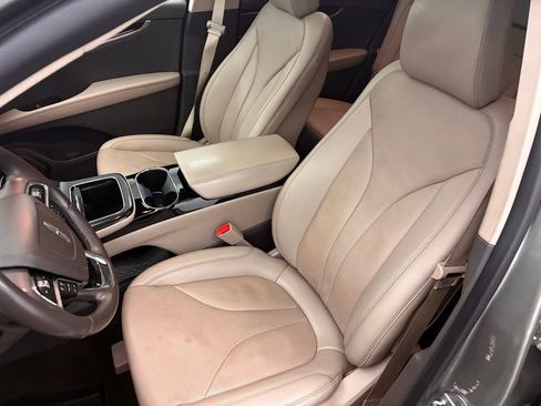 Used 2023 Lincoln Nautilus Reserve image 20