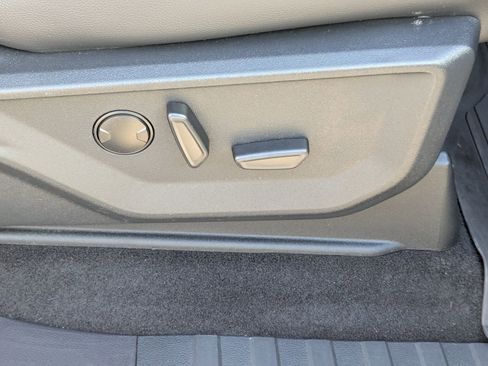 Certified 2025 Ford F150 Lariat w/ Equipment Group 501A Mid image 43