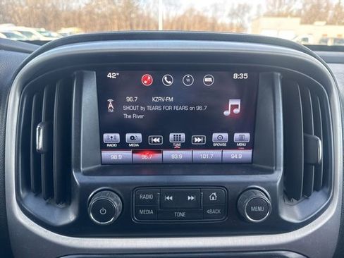 Used 2016 GMC Canyon SLT image 16