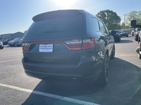 Used 2023 Dodge Durango SXT w/ SXT Blacktop Group image 4