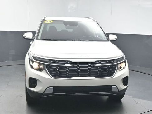 Used 2025 Kia Seltos S FWD image 3