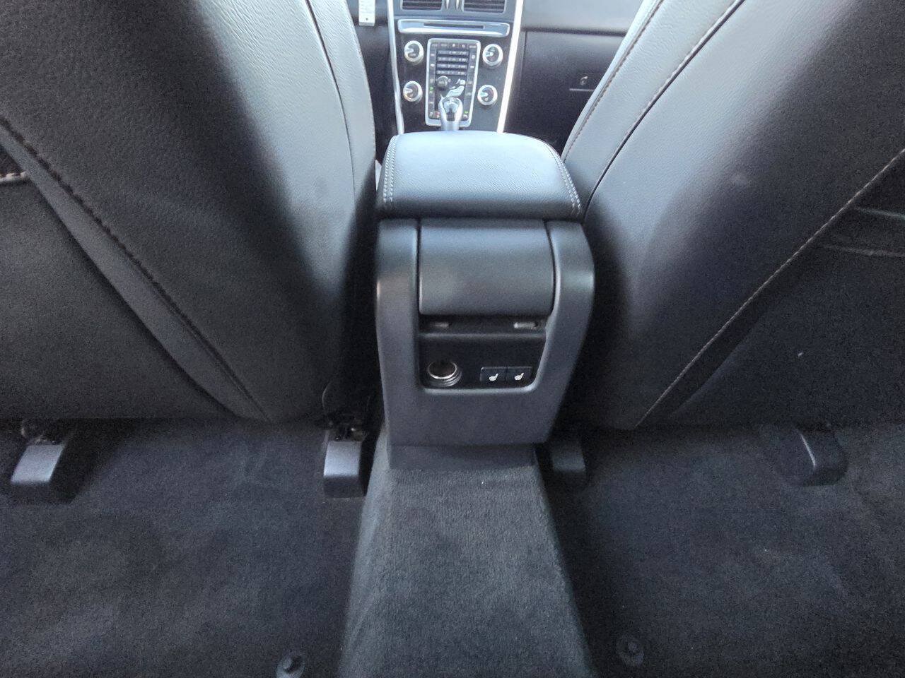 Used 2016 Volvo XC60 T5 Platinum AWD/4WD image 25