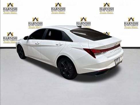 Used 2021 Hyundai Elantra SEL FWD image 8