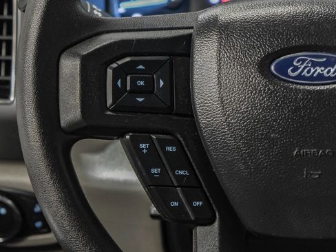 Used 2022 Ford F250 XLT w/ Black Appearance Package AWD/4WD image 16
