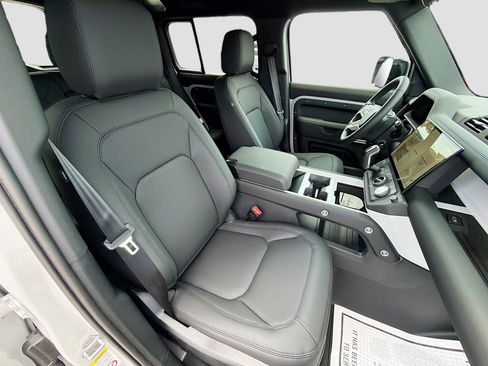 New 2026 Land Rover Defender 110 S AWD/4WD image 13