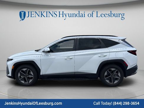 New 2025 Hyundai Tucson SEL FWD image 8