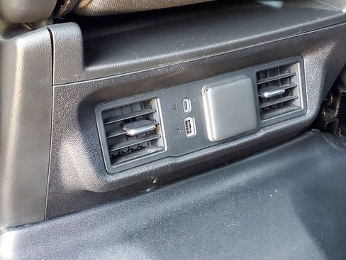 Certified 2025 Chevrolet Silverado 1500 LT AWD/4WD image 30