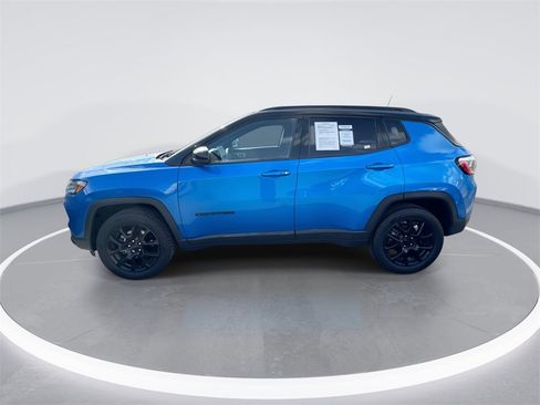 Used 2022 Jeep Compass Altitude image 5