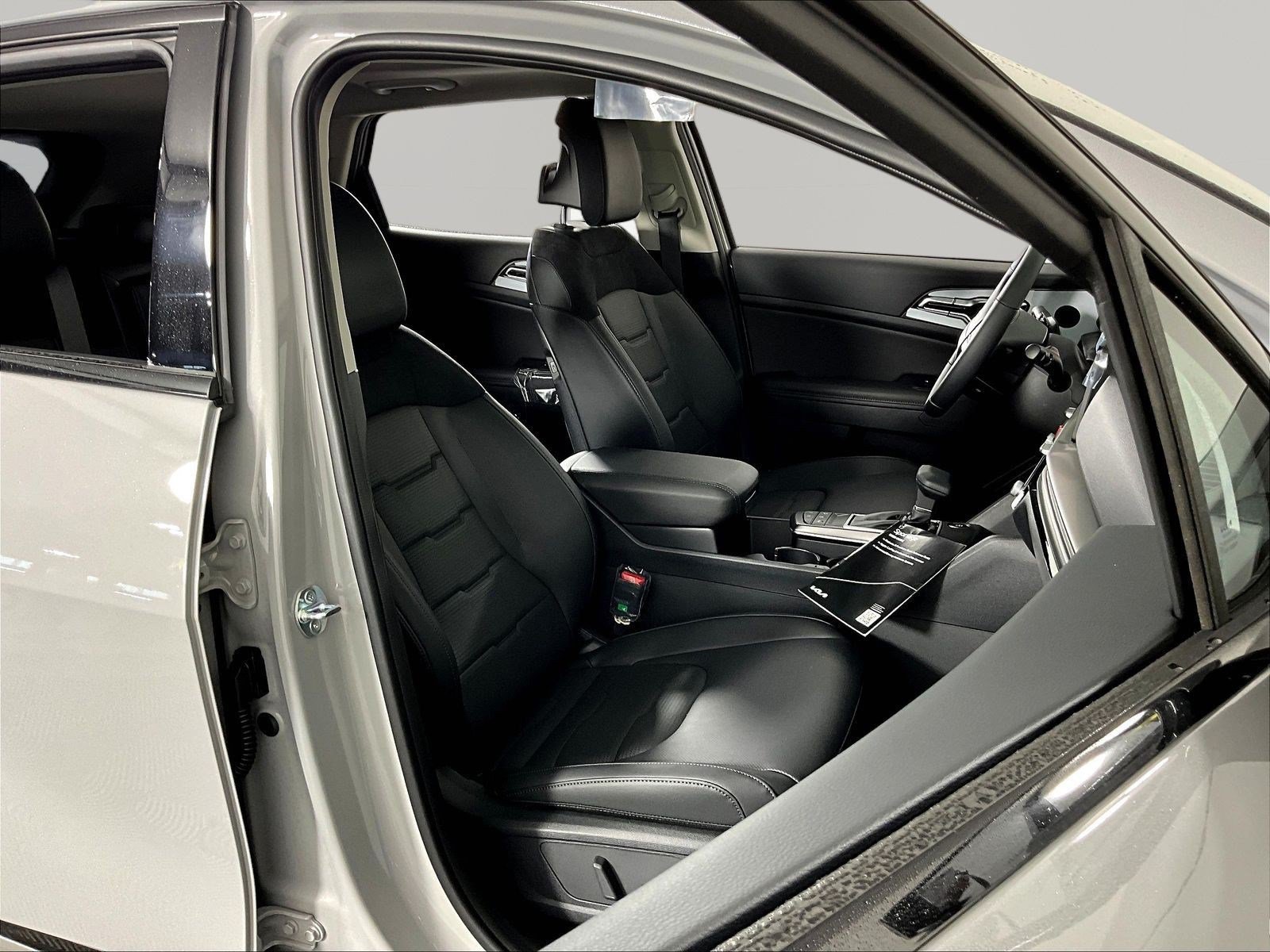 New 2027 Kia Sportage SX FWD image 19