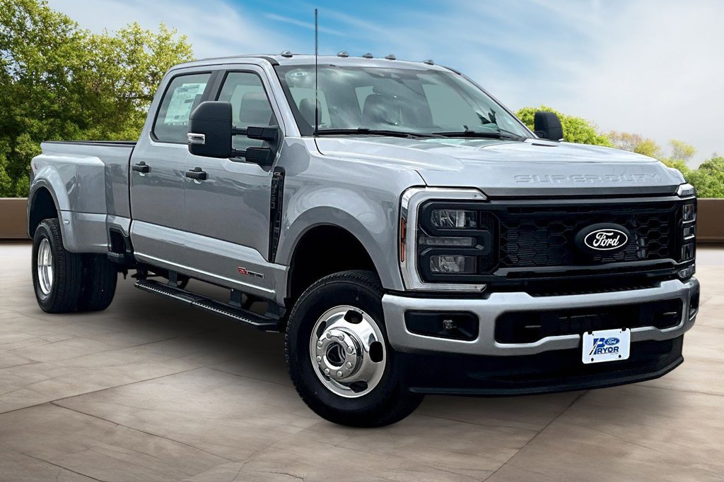New 2027 Ford F350 XL w/ STX Appearance Package AWD/4WD image 2