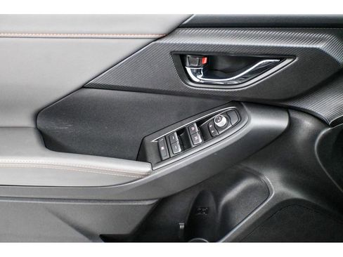 Used 2025 Subaru Crosstrek 2.5i Limited w/ Crosstrek Mirror Package image 14