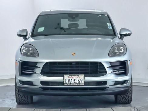 Used 2021 Porsche Macan w/ Premium Package Plus AWD/4WD image 10