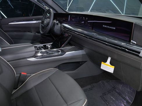 Used 2026 Cadillac Escalade ESV Sport image 53