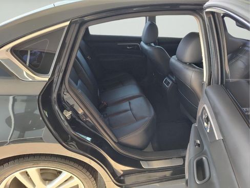 Used 2016 Nissan Altima 3.5 SL FWD image 19