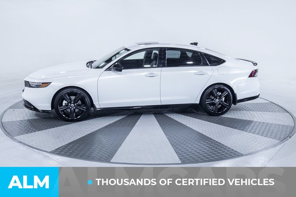 Used 2024 Honda Accord Sport image 4