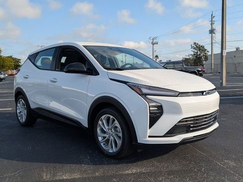 New 2027 Chevrolet Bolt LT w/ Comfort Package FWD image 1