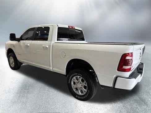 Used 2024 RAM 2500 Laramie AWD/4WD image 4