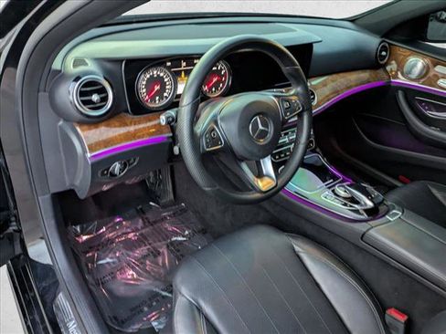 Used 2017 Mercedes-Benz E 300 E 300 Luxury image 10