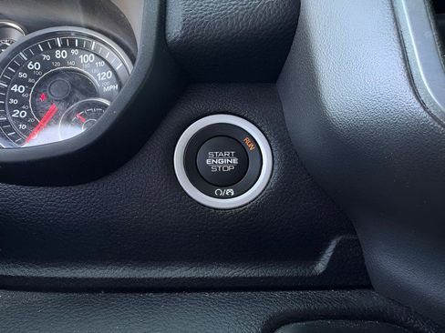Used 2019 RAM 1500 Big Horn AWD/4WD image 26