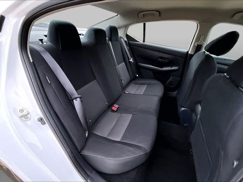 Used 2024 Nissan Sentra SV FWD image 20