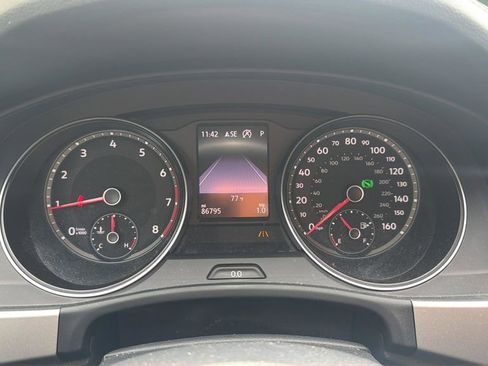 Used 2019 Volkswagen Atlas SE FWD image 10