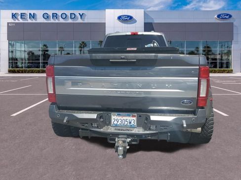 Used 2022 Ford F450 Platinum w/ FX4 Off-Road Package AWD/4WD image 4