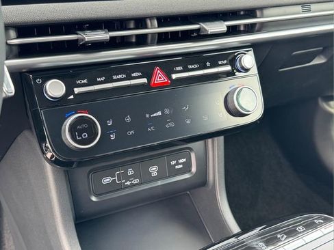 New 2026 Hyundai Tucson Limited AWD/4WD image 29