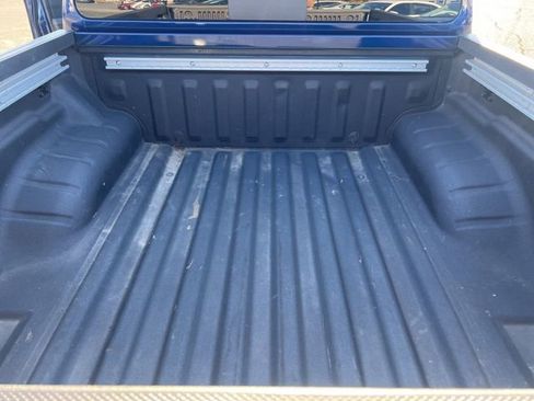 Used 2023 Nissan Frontier SV w/ SV Convenience Package image 26