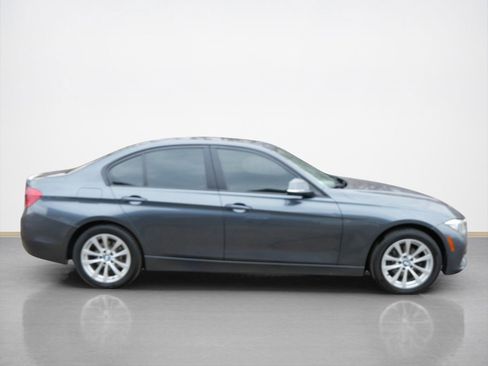 Used 2016 BMW 320i xDrive Sedan image 2