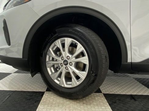 Used 2025 Ford Escape Active image 9