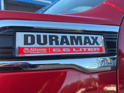 Used 2023 GMC Sierra 2500 SLT w/ SLT Convenience Package image 15