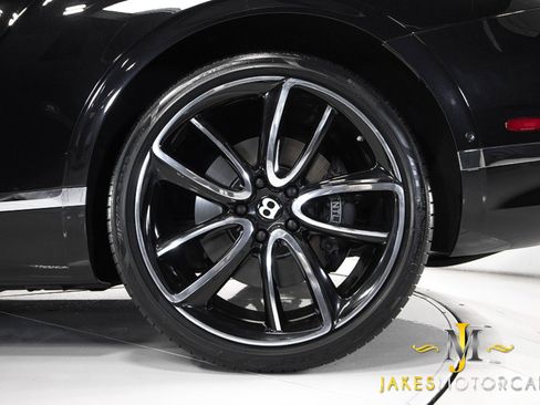 Used 2020 Bentley Continental GT V8 image 56