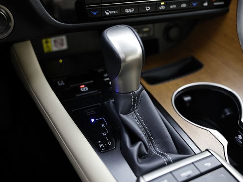 Used 2022 Lexus RX 350 AWD w/ Premium Package image 39