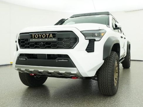 New 2026 Toyota Tacoma 4x4 Double Cab Hybrid image 32