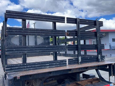 Used 2019 GMC Savana 3500 RWD image 33