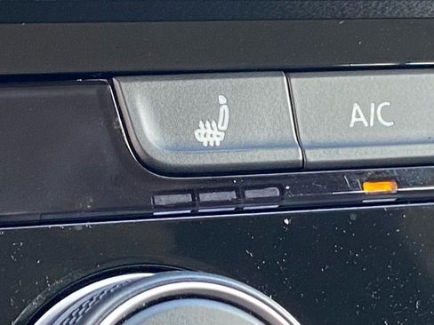 Certified 2023 Volkswagen Taos S image 15