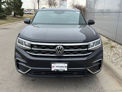 Used 2022 Volkswagen Atlas Cross Sport SEL R-Line AWD/4WD image 37