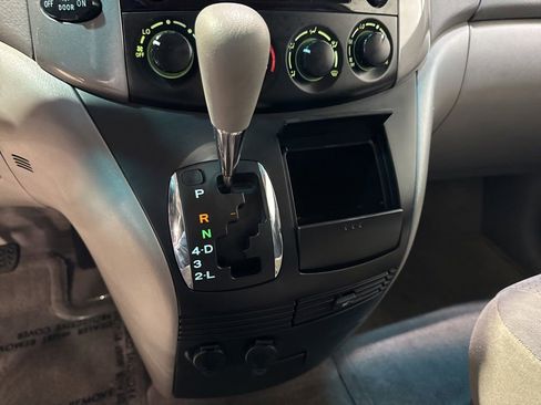 Used 2006 Toyota Sienna FWD image 15