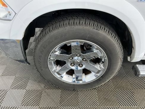 Used 2011 RAM 1500 Laramie AWD/4WD image 7
