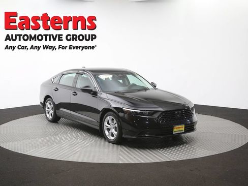 Used 2025 Honda Accord LX image 49