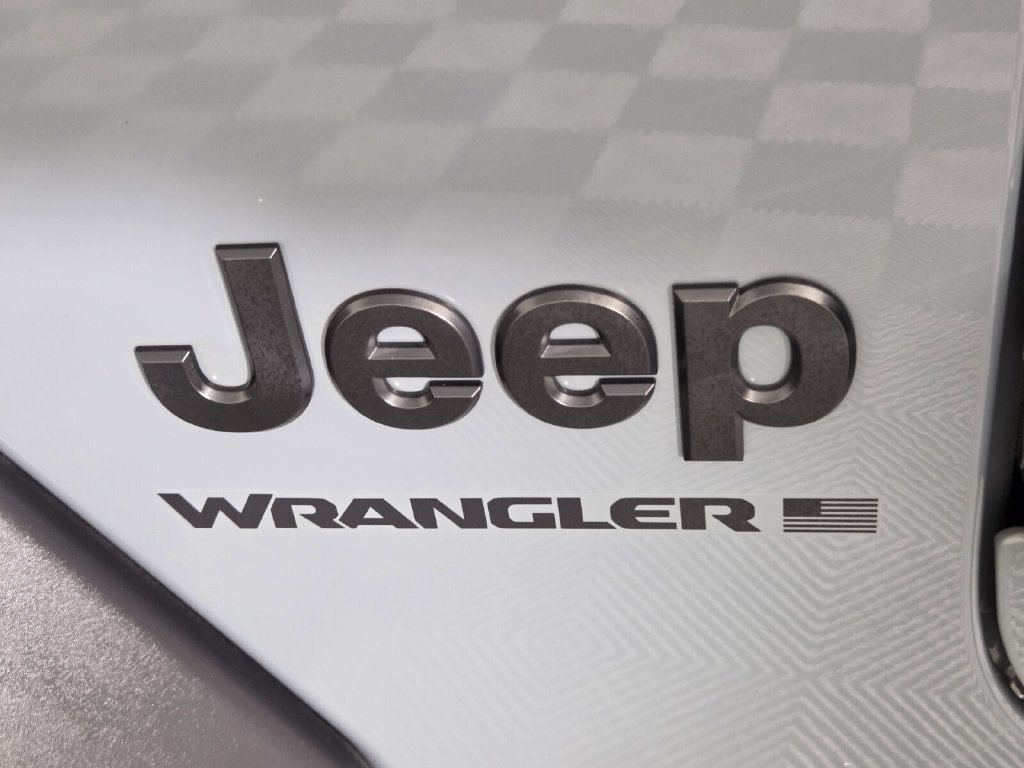 Used 2025 Jeep Wrangler Unlimited Sport AWD/4WD image 8
