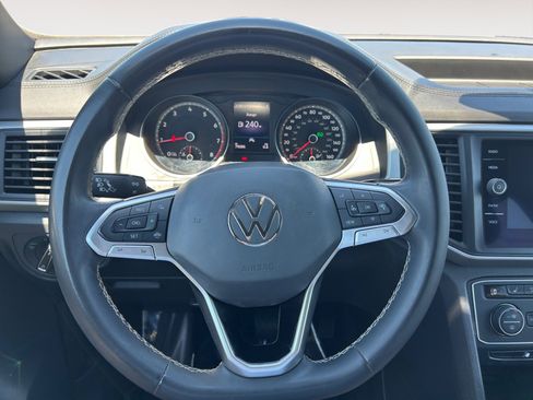 Used 2021 Volkswagen Atlas Cross Sport SE FWD image 11