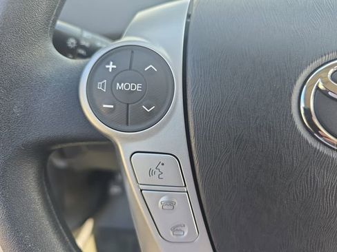 Used 2012 Toyota Prius Three image 17