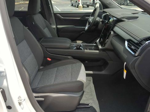 New 2025 GMC Acadia Elevation w/ Black Edition FWD image 29