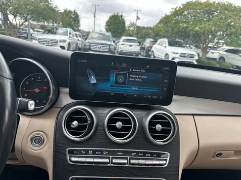 Used 2019 Mercedes-Benz C 300 Sedan image 15