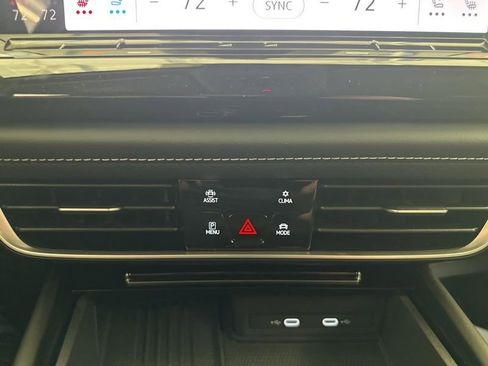 New 2026 Volkswagen Atlas SE AWD/4WD image 19