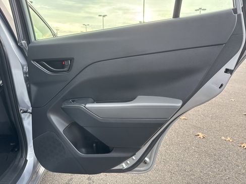 Certified 2025 Subaru Impreza 2.0i image 21