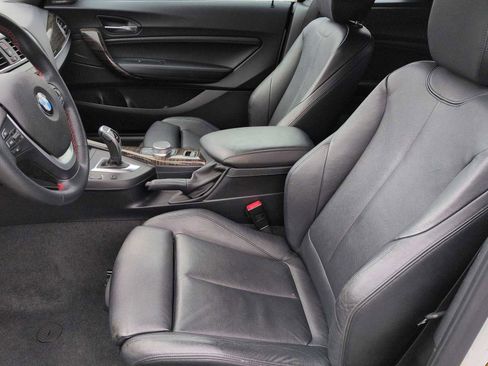 Used 2017 BMW 230i xDrive Convertible image 17